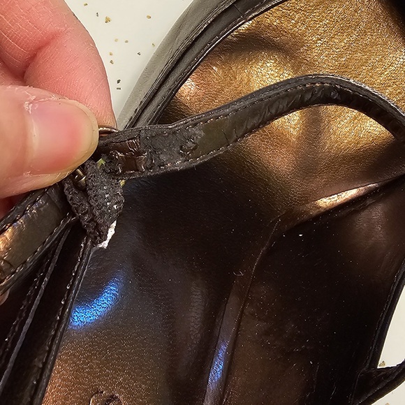 Charles David Mary Jane Bronze Metal Heel. Sz 6.5 - Picture 9 of 9